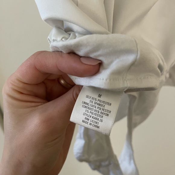 Mi Ami Satin Bodysuit in White - Picture 4 of 5